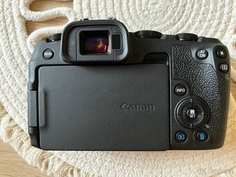 Canon EOS RP + příslušenství - 3