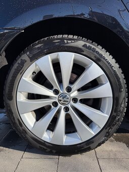VW Passat CC 3C8 sada kol s pneu 235/45 R17 8Jx17H2 ET41 3C8 - 3