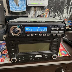 CLARION VRX6570Rz rds radio s LCD obrazovkou - 3
