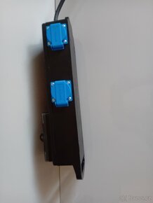 Celogumový mobilní rozvaděč  4x230V - 3