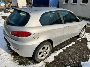 Alfa Romeo 147 1.6 TS facelfit - 3