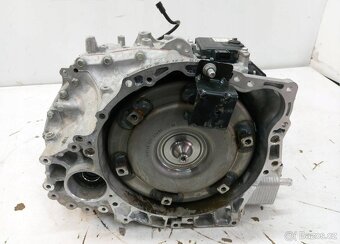 VOLVO XC60 II LIFT B4 2.0B Automatická převodovka Mild Hybri - 3