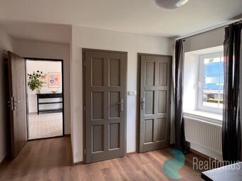Prodej byt 3+1 s parkovacím stáním, 57,2 m2, Český Krumlov, - 3