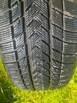 Gripmax 225/50R18 SureGrip Pro Winter-VELMI DOBRY STAV - 3