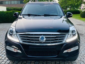 SsangYong Rexton 2.2TD 4x4 AUT KAMERA 7MÍST TAŽNÉ SERVISKA - 3