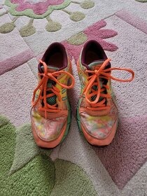 Běžecké boty Asics Noosa Tri vel. 37 - 3