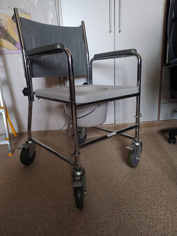 mobilní WC, opora pro sezení - 3