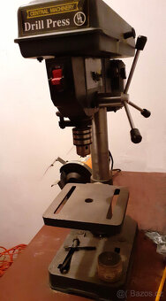 Okružní pila, stojanová vrtačka, hoblík a bruska - 3