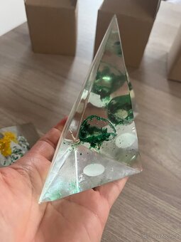 Skleněné dekorativní pyramidy - 3