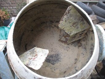 Míchačka na 2 kolečka - 3