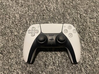 PS5 - s mechanikou + 1TB SSD - 3