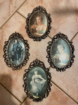 Sada 5 ozdobných vintage kovových rámečků - 3