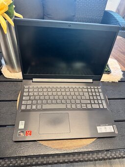 Notebook Lenovo - 3