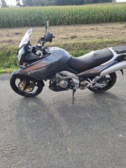 Suzuki V-strom 1000 - 3
