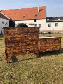 Vyvýšený květináč - 3