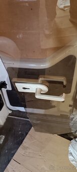 Skleněné dveře - 3