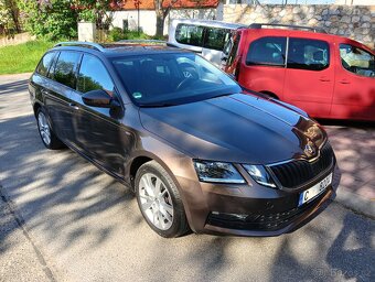 Škoda Octavia combi 1,5 tsi Clever - 3