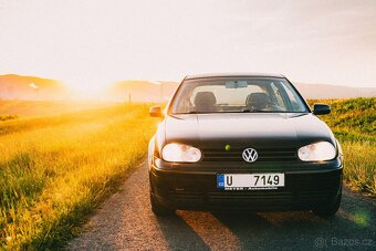 Volkswagen Golf IV 1.6 16V 77 kW - 3