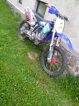 Yamaha YZ450F - 3