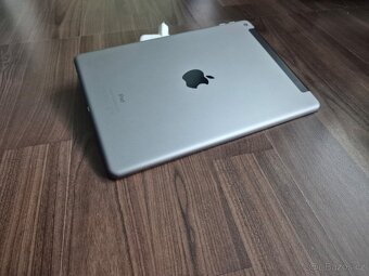 Apple iPad 5.generace 32gb Wifi + Cellular - 3