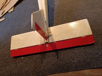 RC model letadla k opravě - 3