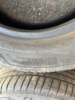 225/60r17 letní pneu bridgestone - 3