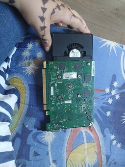 Nvidia quadro k2200 - 3