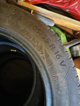 Barum bravuris 5 205//55 R 16 V - 3