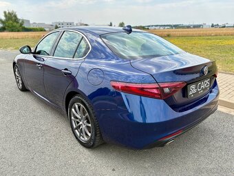 ALFA ROMEO GIULIA 2.2 JTDM //2018 132KW MANUAL SERVISKA - 3