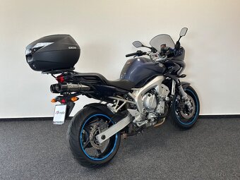 Yamaha FZ6 Fazer - 3
