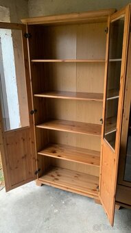 Ikea knihovna Vitrína Markor Leksvik Hemnes antik - 3