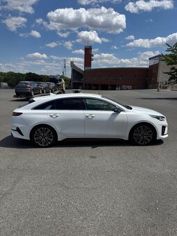 Kia ProCEED GT - 3