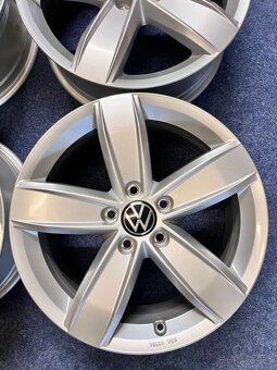 5x112 R17 originál alu disky Volkswagen Tiguan ET38 - 3