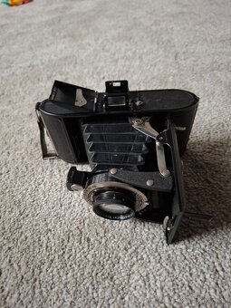 Prodám foťák Voigtlander - 3