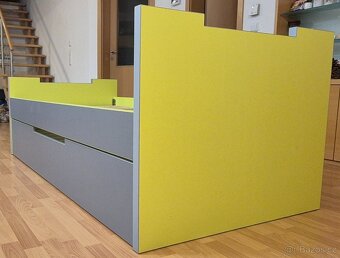 Rozkládací postel + noční stolek - 3