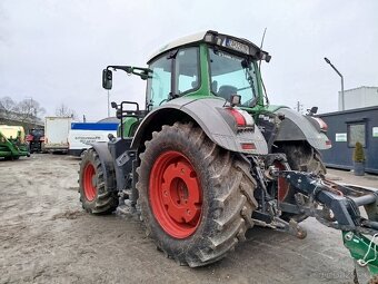 FENDT 824 VARIO - 3