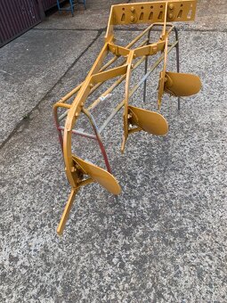 Prodám tříradličný pluh za malotraktor mt8,tk14 - 3