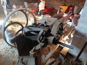 Řezačka kopřiv a slámy - 3