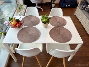 Bílý stůl IKEA VIHALS - 3