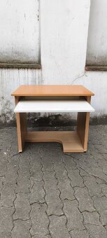 Starší používaný psací stůl - 3