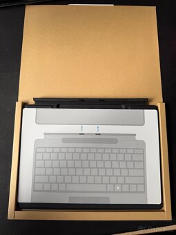Microsoft Surface Pro 11 + klavesnice - 3