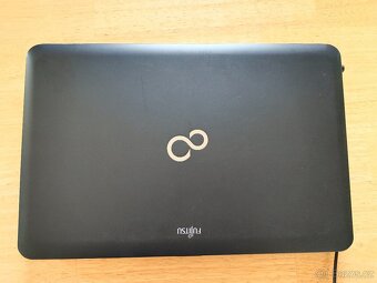 notebook Fujitsu AH512, 15,6" cpu i5, 8GB paměť, 1TB disk - 3