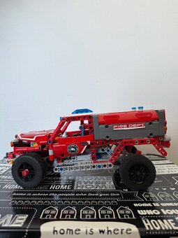 LEGO Technic - hasičské auto - 3