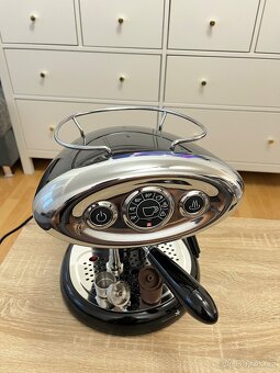 KÁVOVAR ILLY FRANCIS X7.1 iperespresso - 3