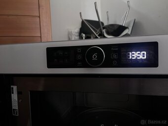 Mikrovlnka whirpool, vestavna, super stav - 3