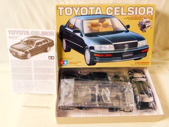 Tamiya 1/24 zavodní, civilní - 3