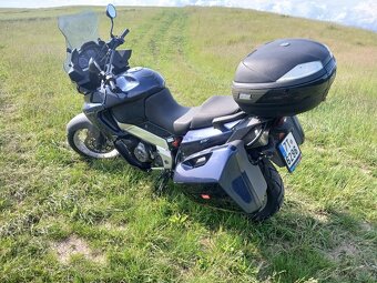 Aprilia caponord etv 1000 - 3