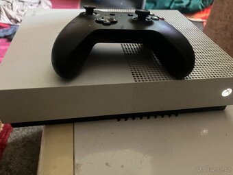 Xbox one s 1tb - 3
