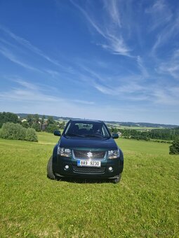 Suzuki Grand Vitara 2.0 - 3