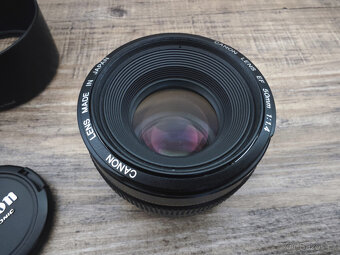 Canon EF 50mm f1,4 USM + clona - 3